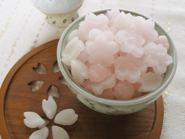 桜の季節のウエディング